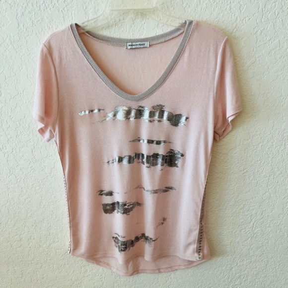 Lovely Made in Italy V-Neck Short Sleeve Low High Hem Pink with Silver Bling Top - Picture 4 of 10